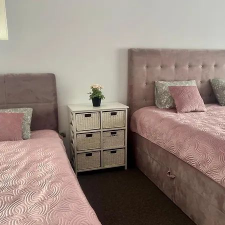 アパートホテル Sinaloa-spa ルダ・シロンスカ