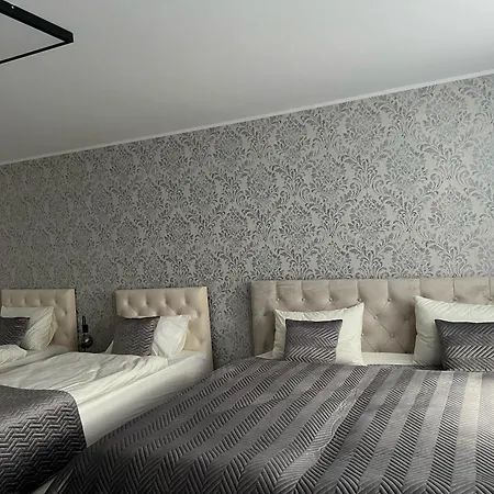 Sinaloa-spa アパートホテル ルダ・シロンスカ